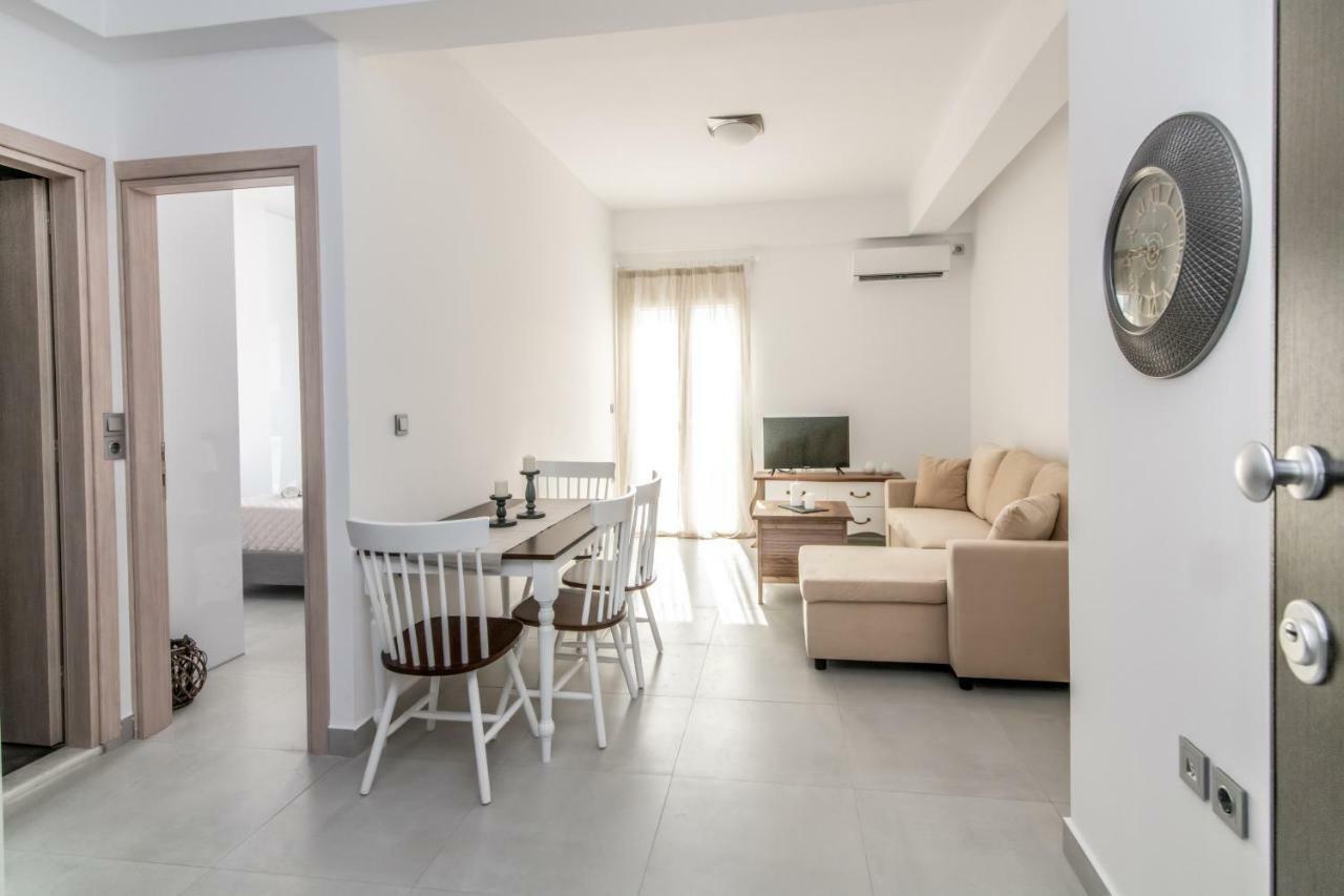 Lux 'N Comfort Apartments Tinos Exterior photo