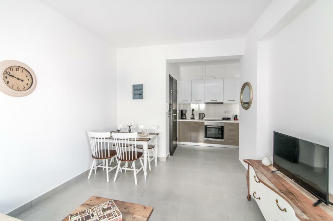 Lux 'N Comfort Apartments Tinos Exterior photo
