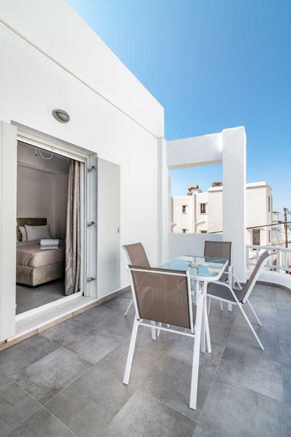 Lux 'N Comfort Apartments Tinos Exterior photo