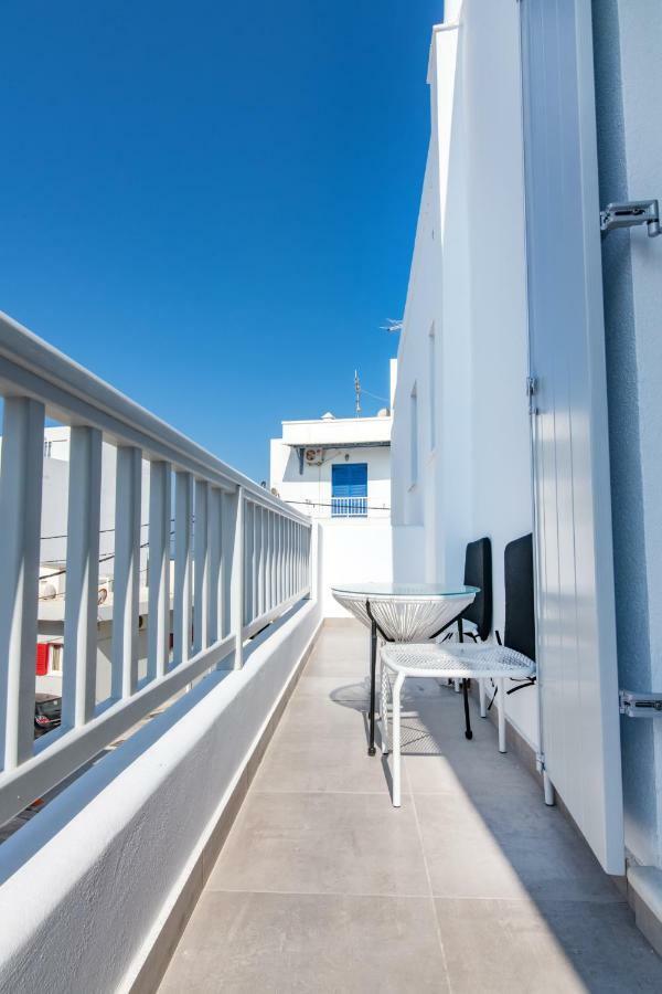 Lux 'N Comfort Apartments Tinos Exterior photo